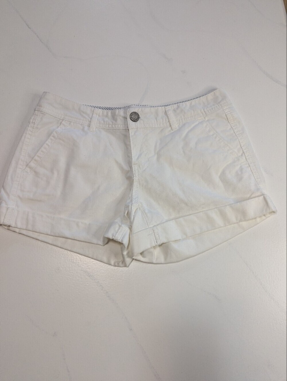Aeropostale White Midi Twill Cuffed Shorts Women's Size 4